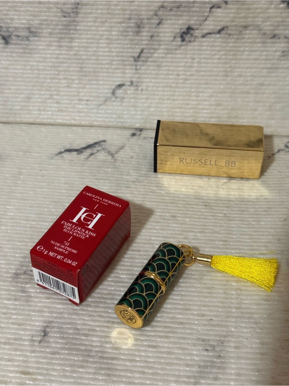 Carolina Herrera Mini Blur Matte Nude Lipstick - Picture 6 of 10